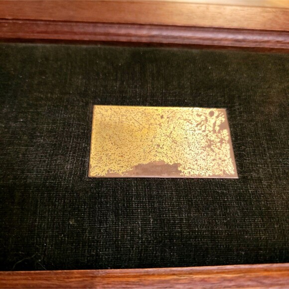 Vintage Wood and Brass Jewelry Box Stamped 1971 Royal London - Picture 11 of 11